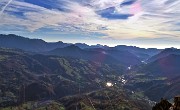 41 Dall'alto, al termine del Canalino dei sassi,bella vista sulla valle